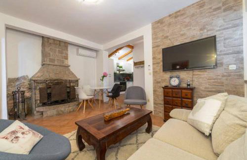 Villa Lora - Photo 19