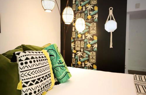 South Beach Steps to Ocean Drive with Free Parking - Foto 10