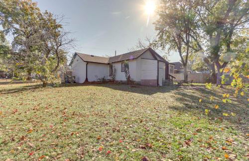 Chic Joplin Cottage with Patio Less Than 3 Mi to Town! - Foto 25