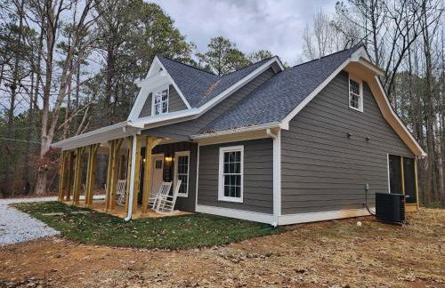 Explore Nature in this 3BR Home Near Pine Mountain - Photo 18
