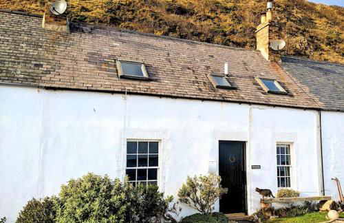 The Cottage By The Sea, Scotland - Photo 4