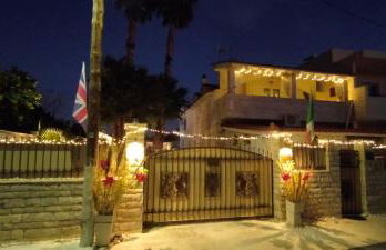 Villa Maria Lagonissi - Private Villa upstairs with exclusive access to pool & outside areas - Foto 17