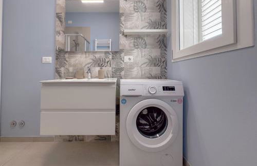 Fronte Mare con Parcheggio by Host Hero - Foto 27