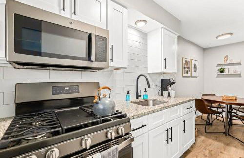 Luxury King Suite - Newly Renovated in Mt. Clemens - Foto 19