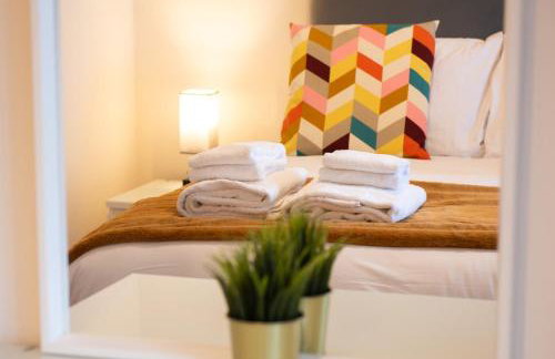 3 The Royal Serviced Apartments, Harwich -Ground Floor-Parking -Wifi - Foto 14