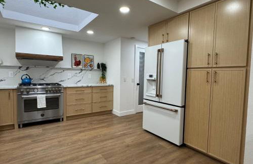 Bella Vista Spacious 5-bed home with stunning mountain views and pool - Foto 37