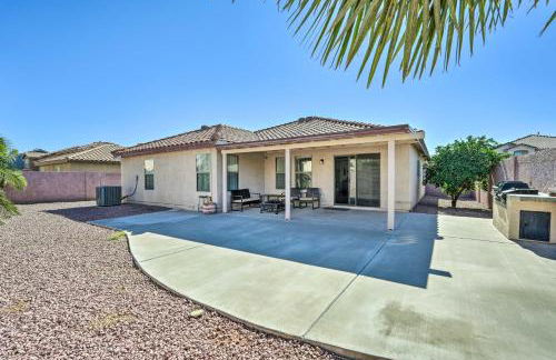 2 Mi to State Farm Stadium! Family-Friendly Home - Photo 2