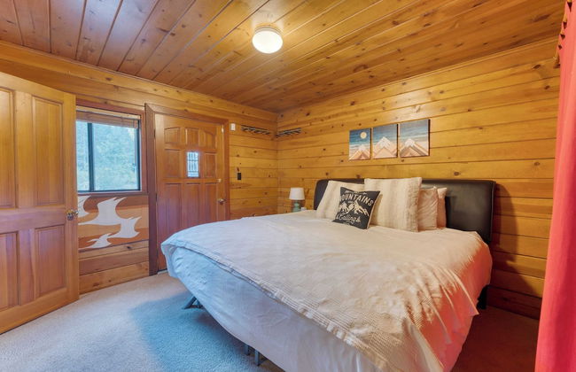 Riversong Lodge by Avantstay Sauna + Hot Tub On The Truckee River - Photo 25