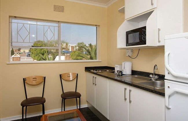 Vetho 1 Apartments OR Tambo Airport - Photo 17