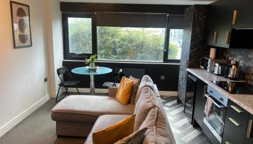 Spacious & Stylish Self Contained Studio Apartments - Foto 3