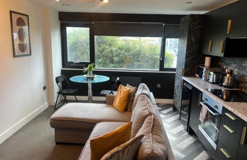 Spacious & Stylish Self Contained Studio Apartments - Foto 3