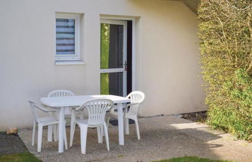 Stunning Apartment In Trevou Treguignec - Foto 12