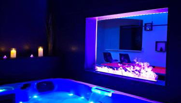 LA NUIT DES SECRETS Love Room 4 étoiles avec Jacuzzi et Sauna - Foto 2