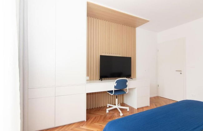 The Rose Garden Apartments - Photo 1