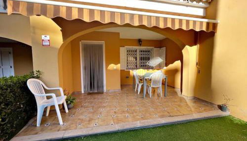 Casa adosada junto a la playa de El Perelló - Foto 3