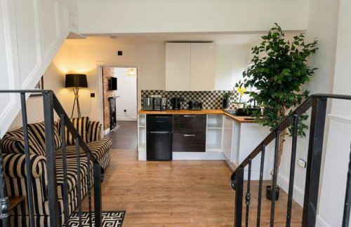 Quirky Village Centre Apartment Above a Cocktail Bar, Castle Donington - Foto 4