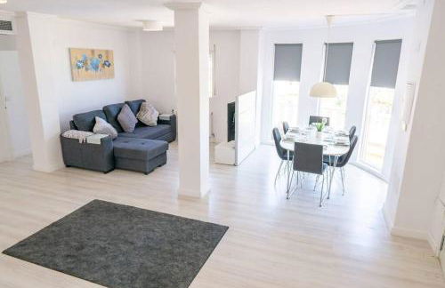 Casa Lilly-Rose, a beautiful 3 bedroom detached villa a short walk to the Villamartin Plaza & Golf course - Foto 21