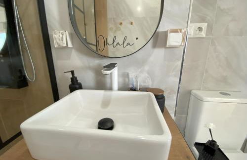 THE ROCK VIEWS APARTMENTS 1 min walking to Gibraltar - Foto 19