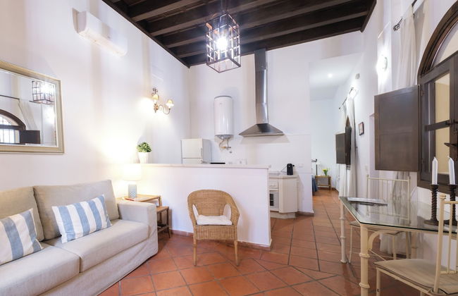 Apartamentos Los Patios de la Judería - Photo 72