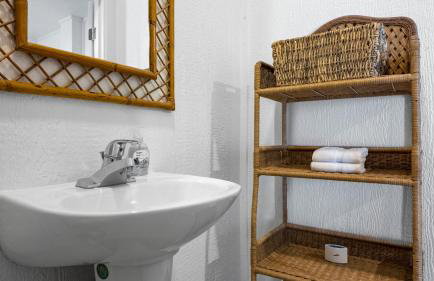 3BR - Amazing Game Room, Steps to Beach, Firepit - Foto 53