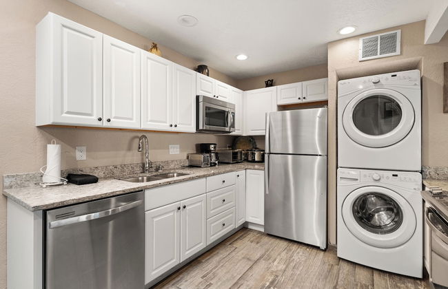 Fort Marcy Hotel Suites by All Seasons Resort Lodging - Foto 57