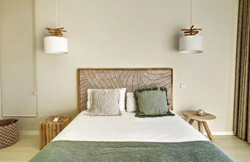 Noah - Private Sunset Hideaway by LovelyStay - Photo 35