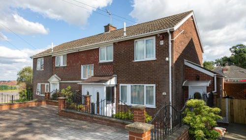 Wickersley House, Rotherham for contractors & Families, free parking, wifi - Foto 5