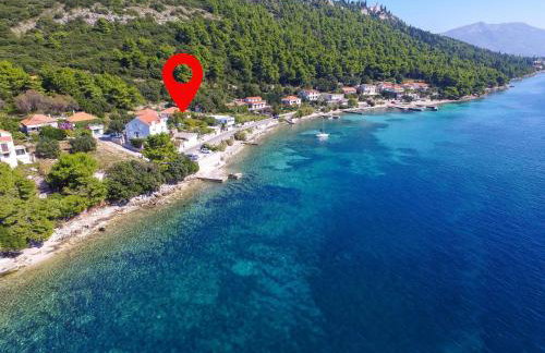 Bella Perna Beachfront Apartments - Photo 8