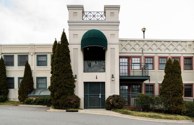 The Easy Spot Downtown Free Parking Elevator - Foto 18