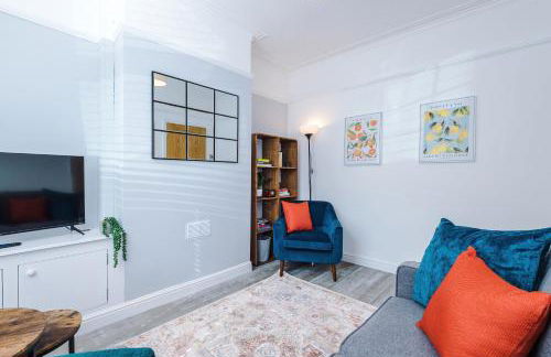 Serene & Contemporary Hoole House - Photo 10