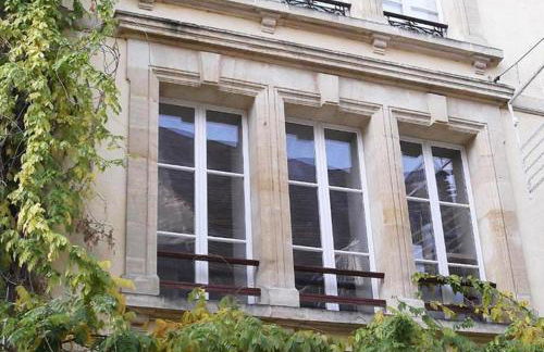 Le TOURNY-Studio cosy avec ascenseur- Sarlat - Coeur cité médiévale - Foto 1