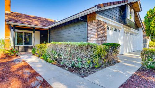 Water-View Home w/ Hot Tub in Lake Elsinore! - Foto 2
