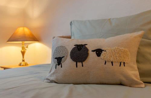 Gallery Lodge Holiday Home - Short Stays UK - Photo 35