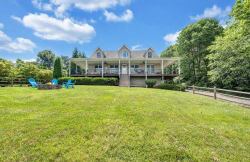 Lake Lookout - Private Home with lake views & Game room - Foto 27