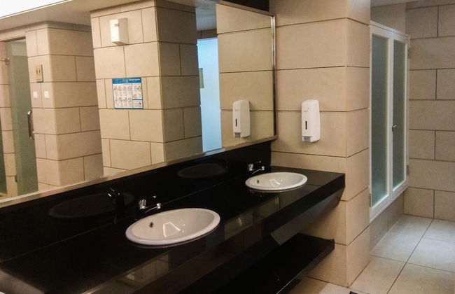 Best Location 1BR Mustika Golf Apartment - Foto 33