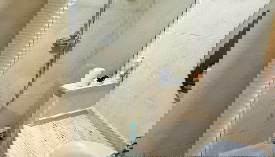 Ducha del cuarto de baño