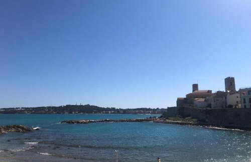 Vieil Antibes, ravissant 2p avec petite terrasse - Foto 32