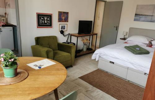 Studio calme et très lumineux, au pied de notre Dame de la Garde - Foto 4