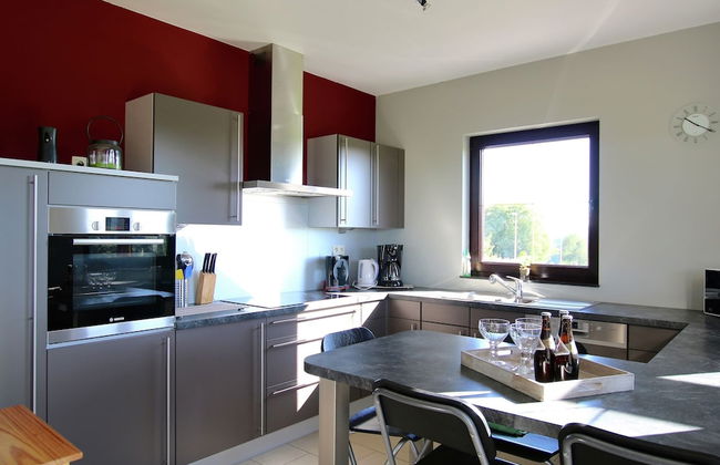 Classy Holiday Home in Martilly with Hot Tub - Photo 11