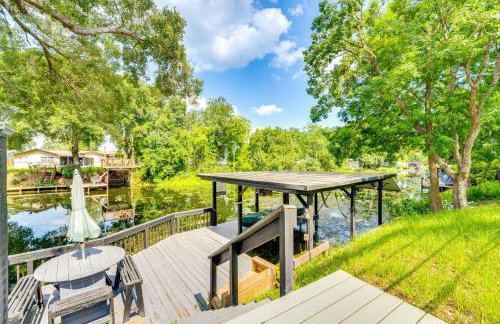 Spacious Tavares Home with Private Outdoor Oasis! - Photo 2