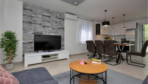 Lovely Home In Zagvozd - Foto 3