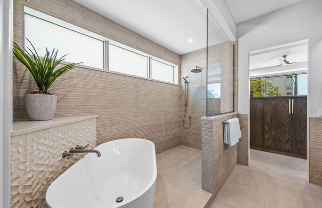 Elevated Perspective - Foto 72