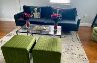 It’s Showtime-Book Lally’s House! Steps to Common! - Foto 42