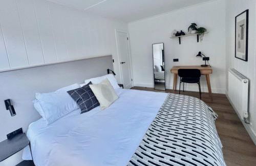 Kingfisher - Luxurious Off-Grid Eco Cabin with Riverviews - Foto 2