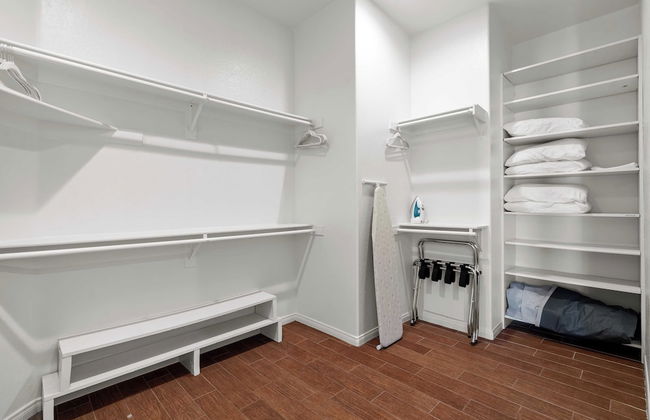 La Quinta Desert Haven Luxe Stay w/ Private Pool, Hot Tub, Pool Table - Foto 29