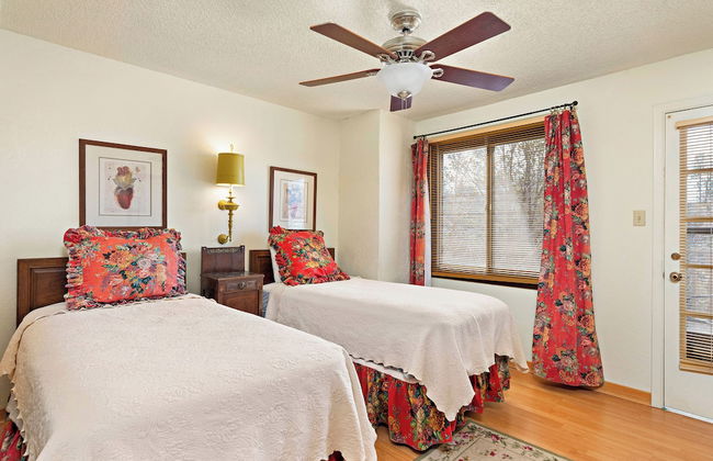 Fort Marcy Hotel Suites by All Seasons Resort Lodging - Foto 33