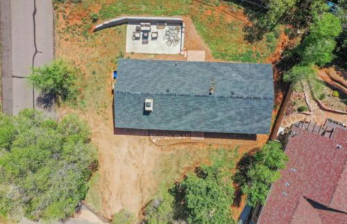 Flagstone Hall! Family Home w Scenic Views - Foto 35