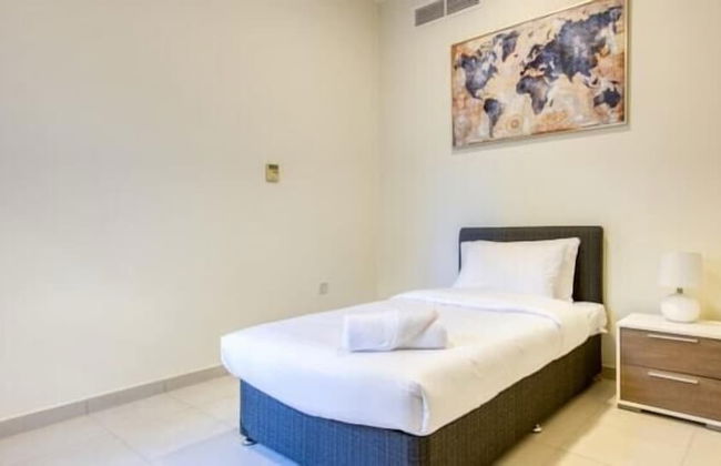 R&H 3BR Villa in RAK Beach Access 172 - Foto 5