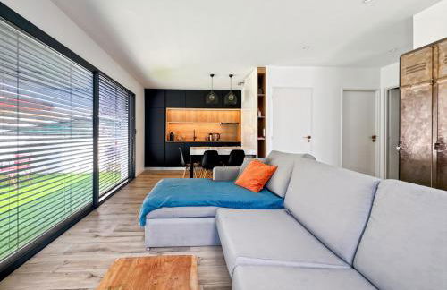 Modern 2 bedroom house, sleeps up to 6 - Photo 6