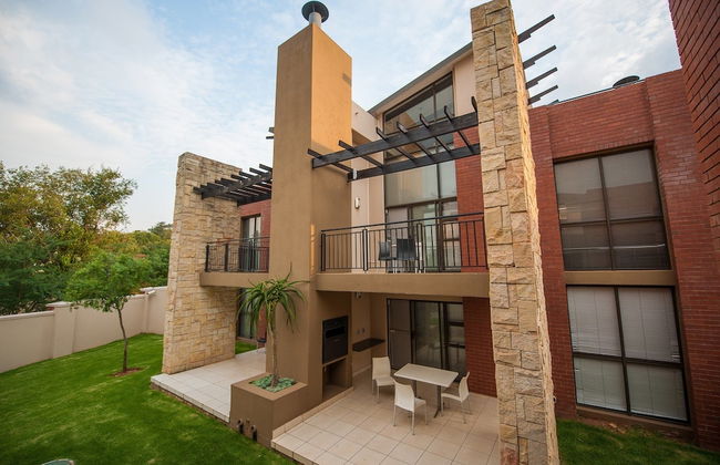 All Suite on 14th - Photo 18